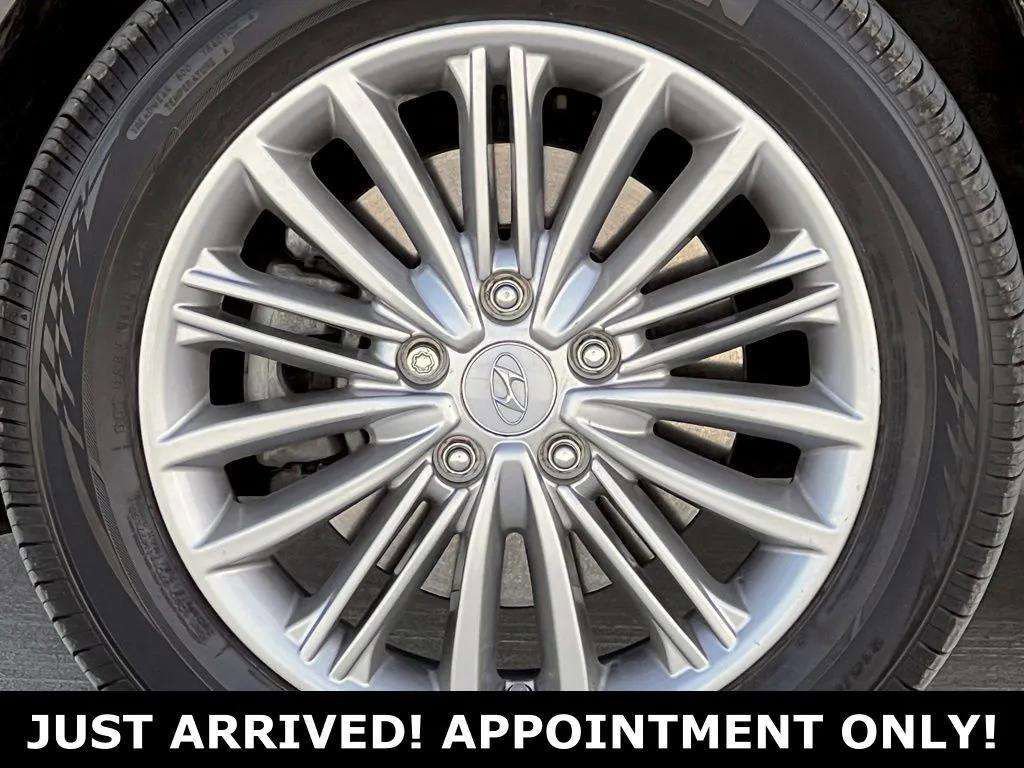 Used 2021 Hyundai Kona SEL Plus AWD/4WD image 16
