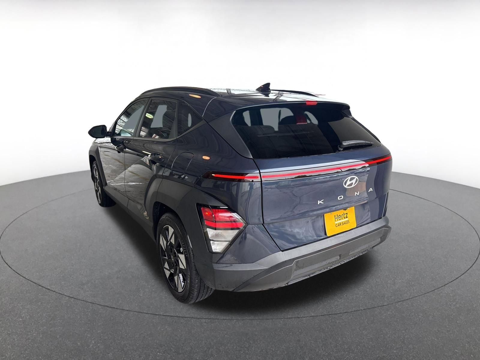 Used 2025 Hyundai Kona SEL FWD image 10