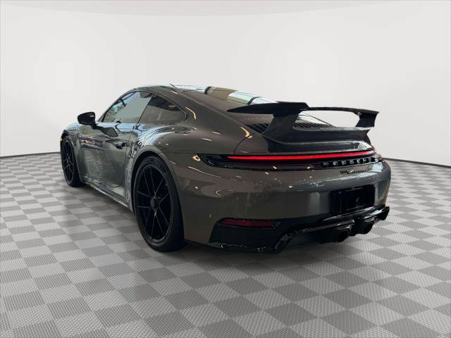 Used 2025 Porsche 911 Carrera GTS RWD image 5
