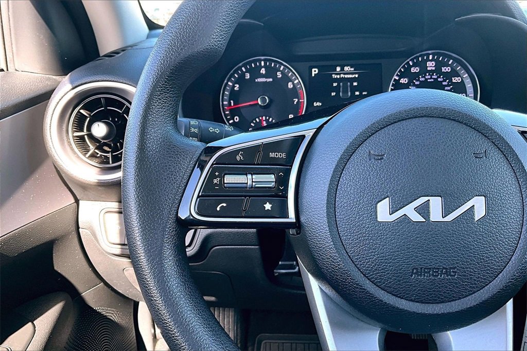 Used 2024 Kia Forte LXS w/ LXS Technology Package image 19