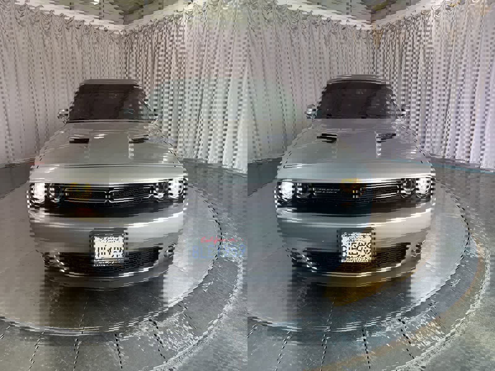 Used 2016 Dodge Challenger SXT Plus image 2