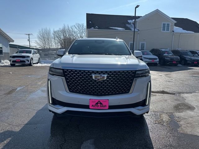 Used 2021 Cadillac Escalade ESV Premium Luxury w/ Driver Assist Tech Package image 18