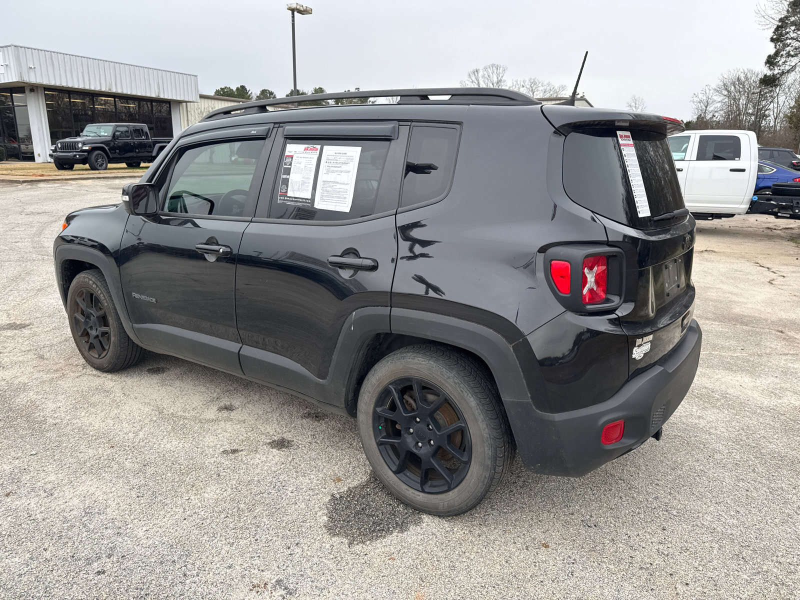 Used 2020 Jeep Renegade Altitude image 7