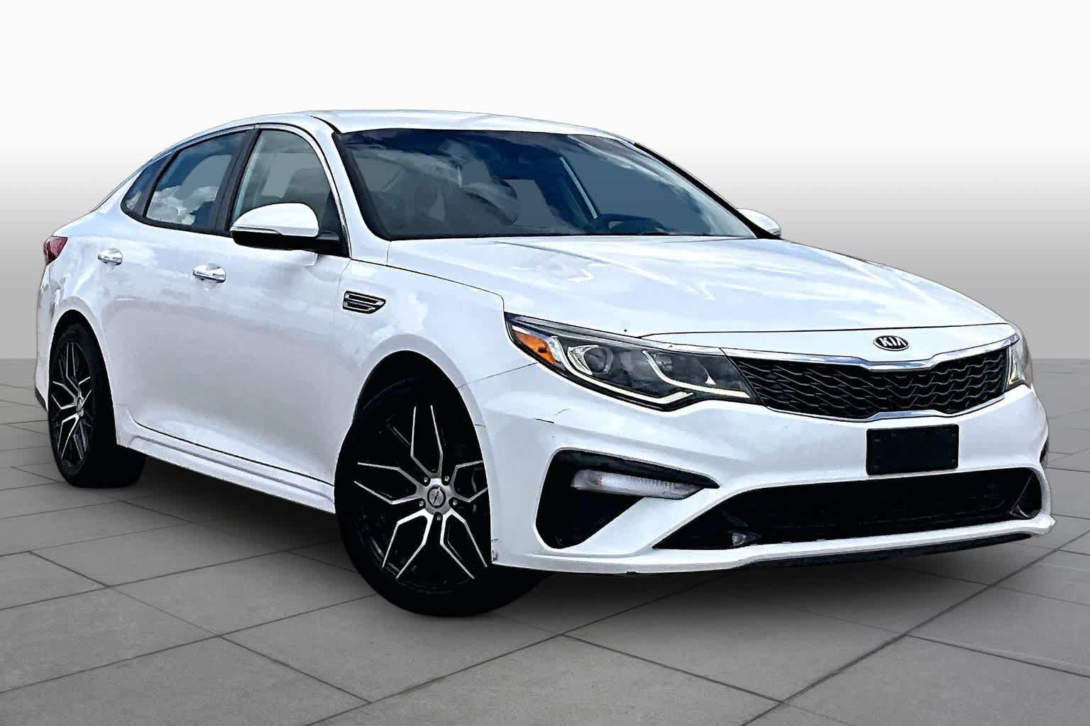 Used 2019 Kia Optima LX FWD image 3