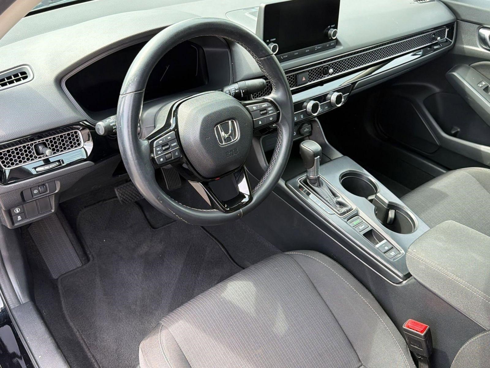 Used 2024 Honda Civic EX image 4