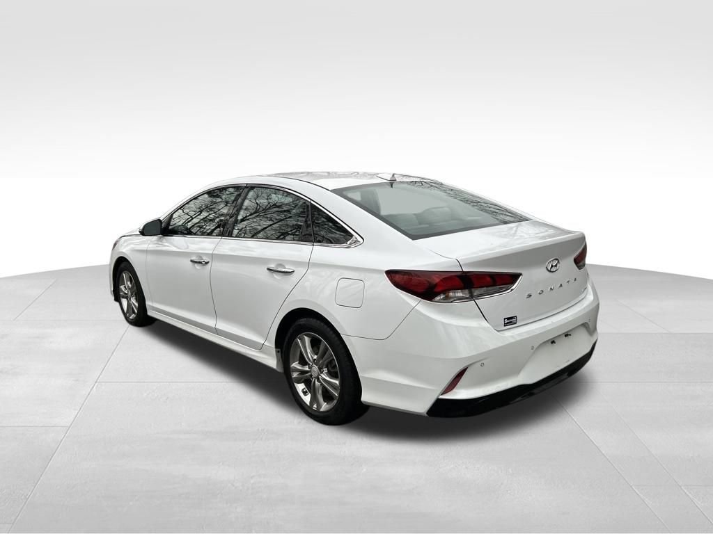 Used 2018 Hyundai Sonata Limited w/ Limited Ultimate Package 03 image 3