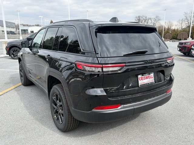 New 2026 Jeep Grand Cherokee Altitude AWD/4WD image 5