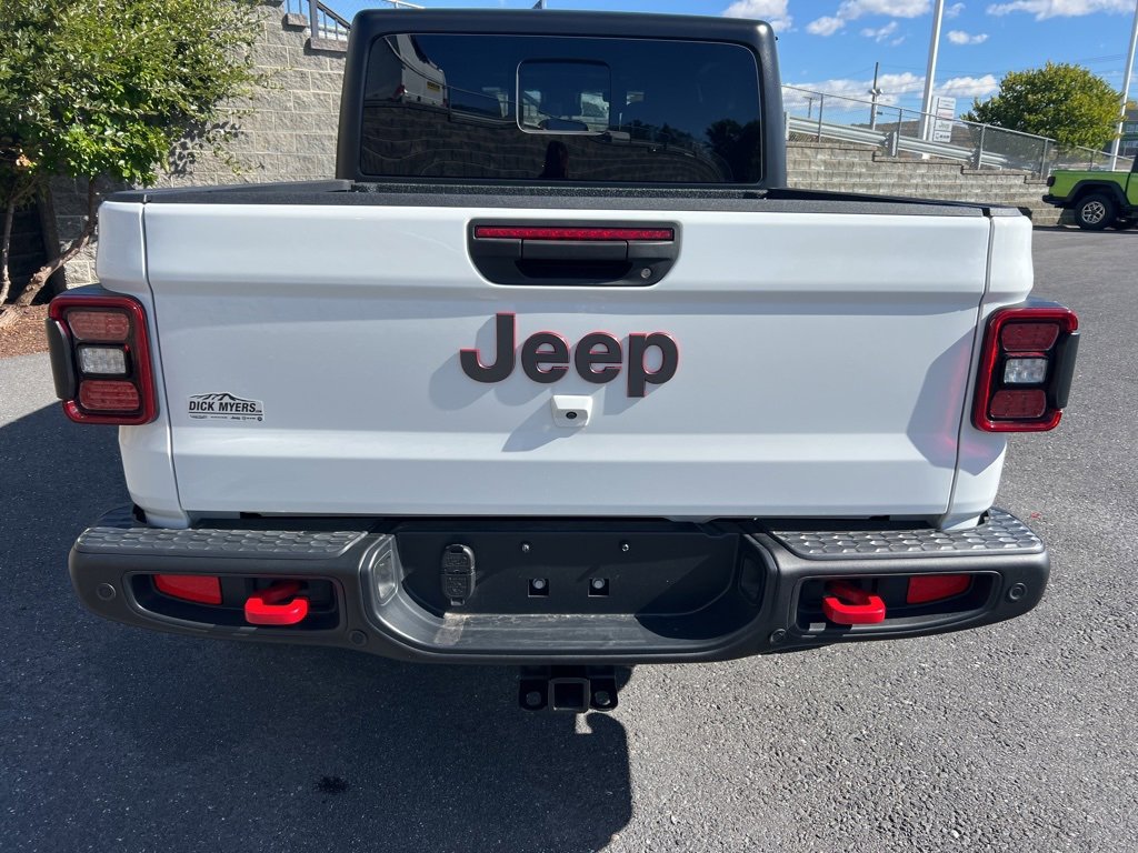 Used 2025 Jeep Gladiator Rubicon w/ Safety Group image 13
