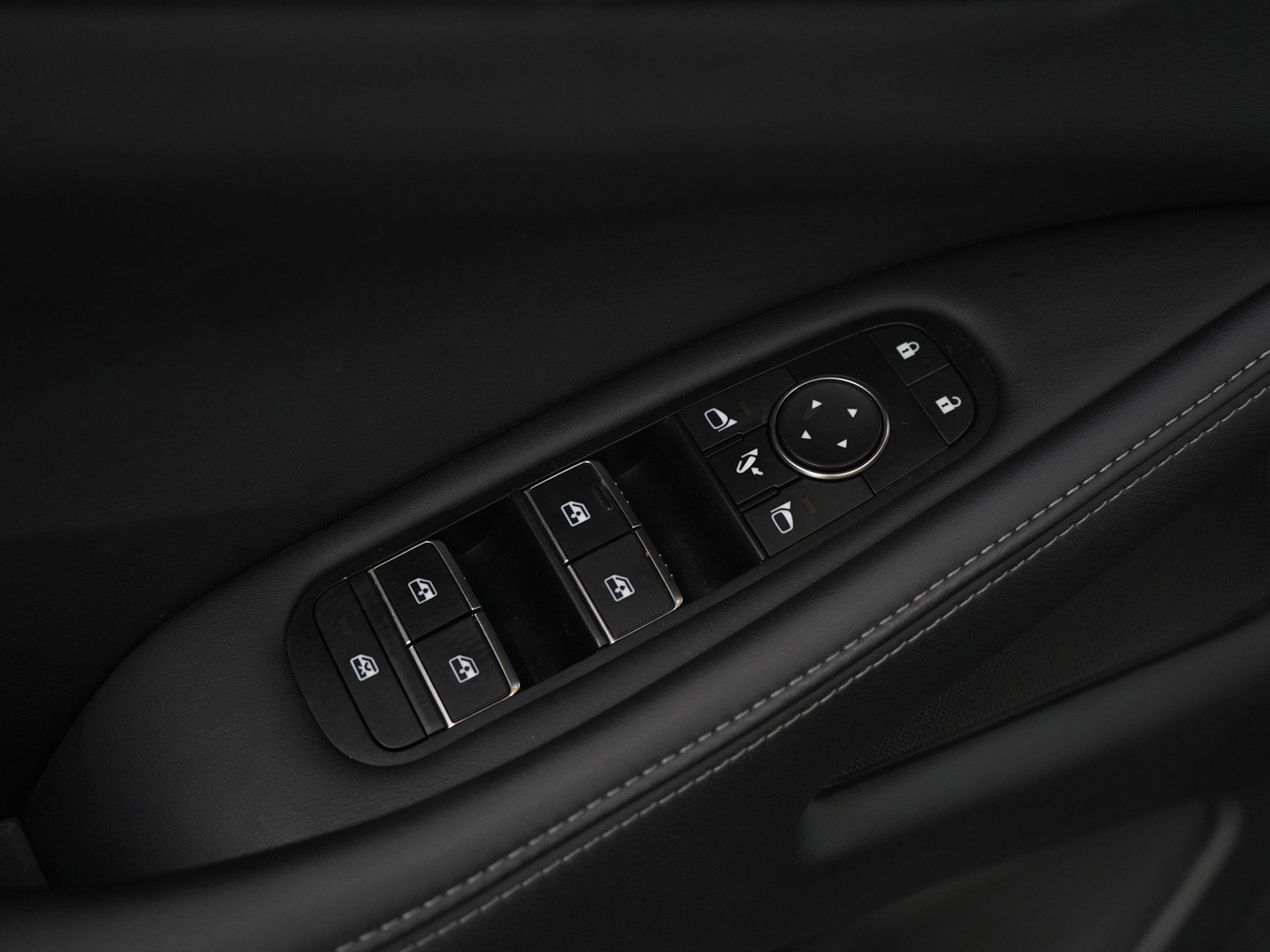 Used 2023 INFINITI QX60 Luxe image 21