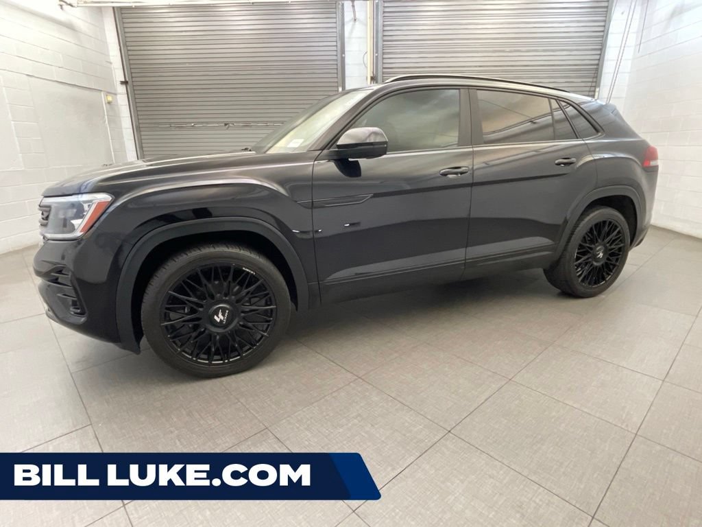 Used 2024 Volkswagen Atlas Cross Sport SEL R-Line AWD/4WD video 1