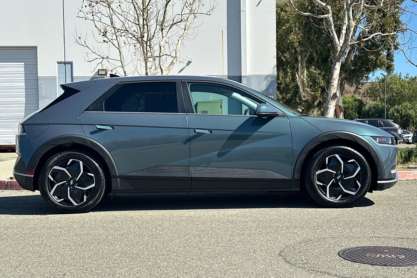 Used 2024 Hyundai Ioniq 5 SEL image 3