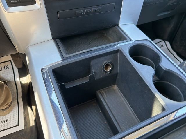 Used 2012 RAM 2500 SLT w/ Technology Group image 17