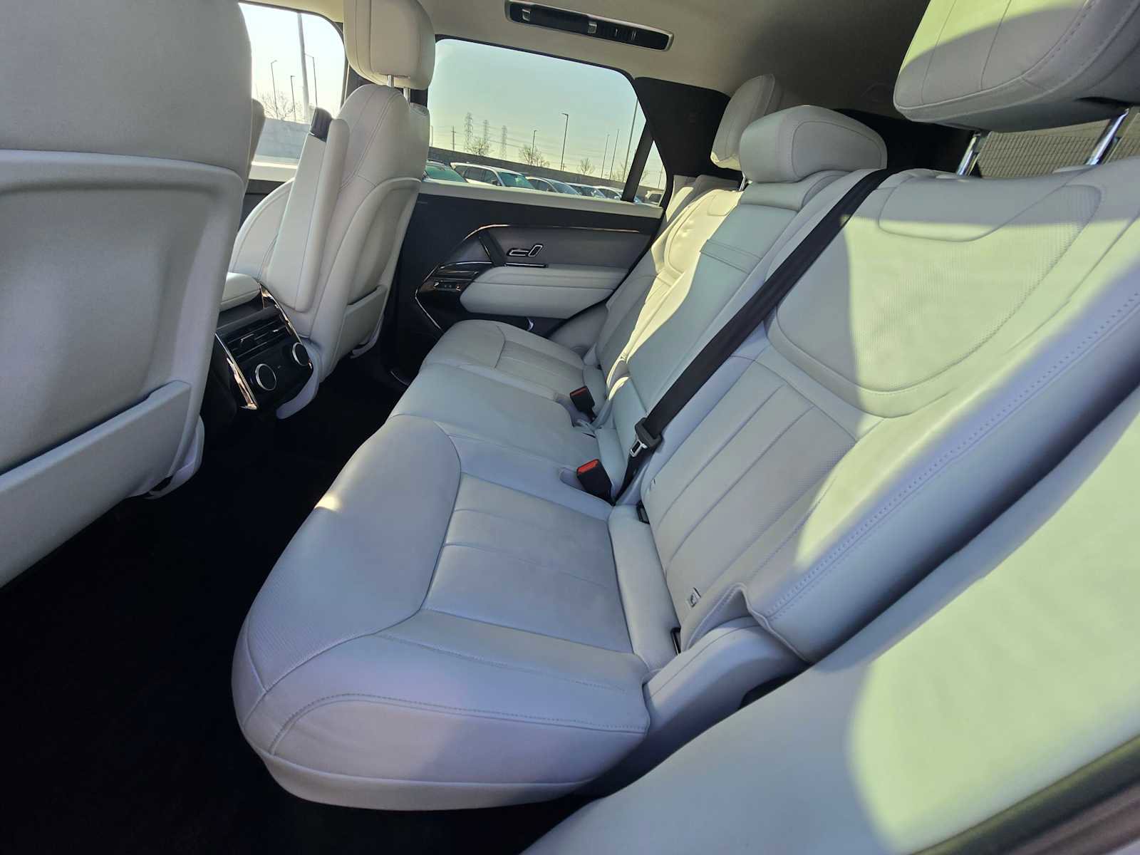 Used 2024 Land Rover Range Rover Sport SE image 20