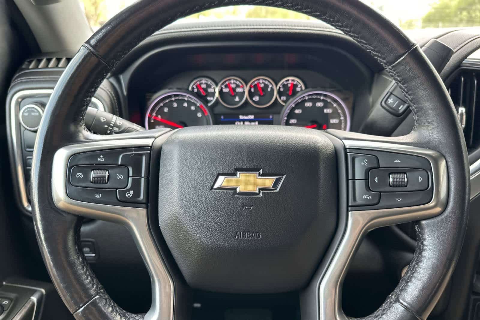 Used 2021 Chevrolet Silverado 1500 LTZ image 23