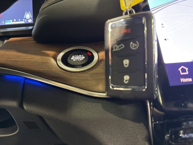 Used 2023 Jeep Grand Cherokee L Summit w/ High Altitude Package image 39