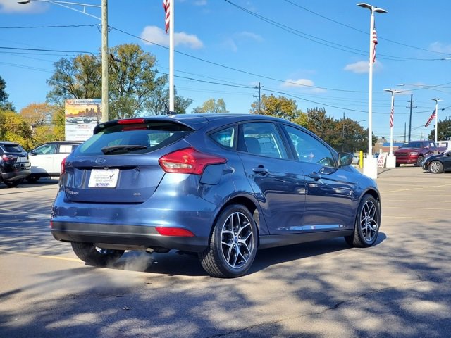 Used 2018 Ford Focus SEL w/ Cold Weather Package image 3