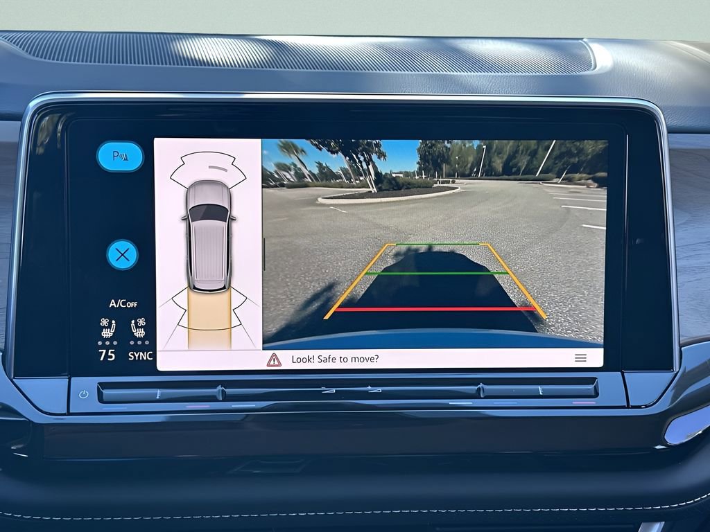 New 2026 Volkswagen Atlas SE FWD image 17