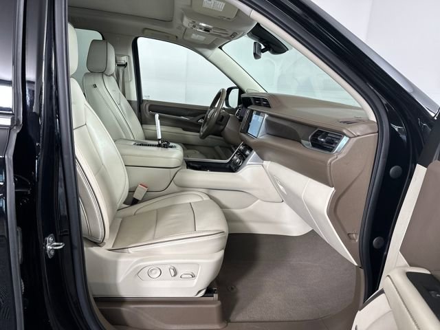 Used 2022 GMC Yukon XL Denali image 29