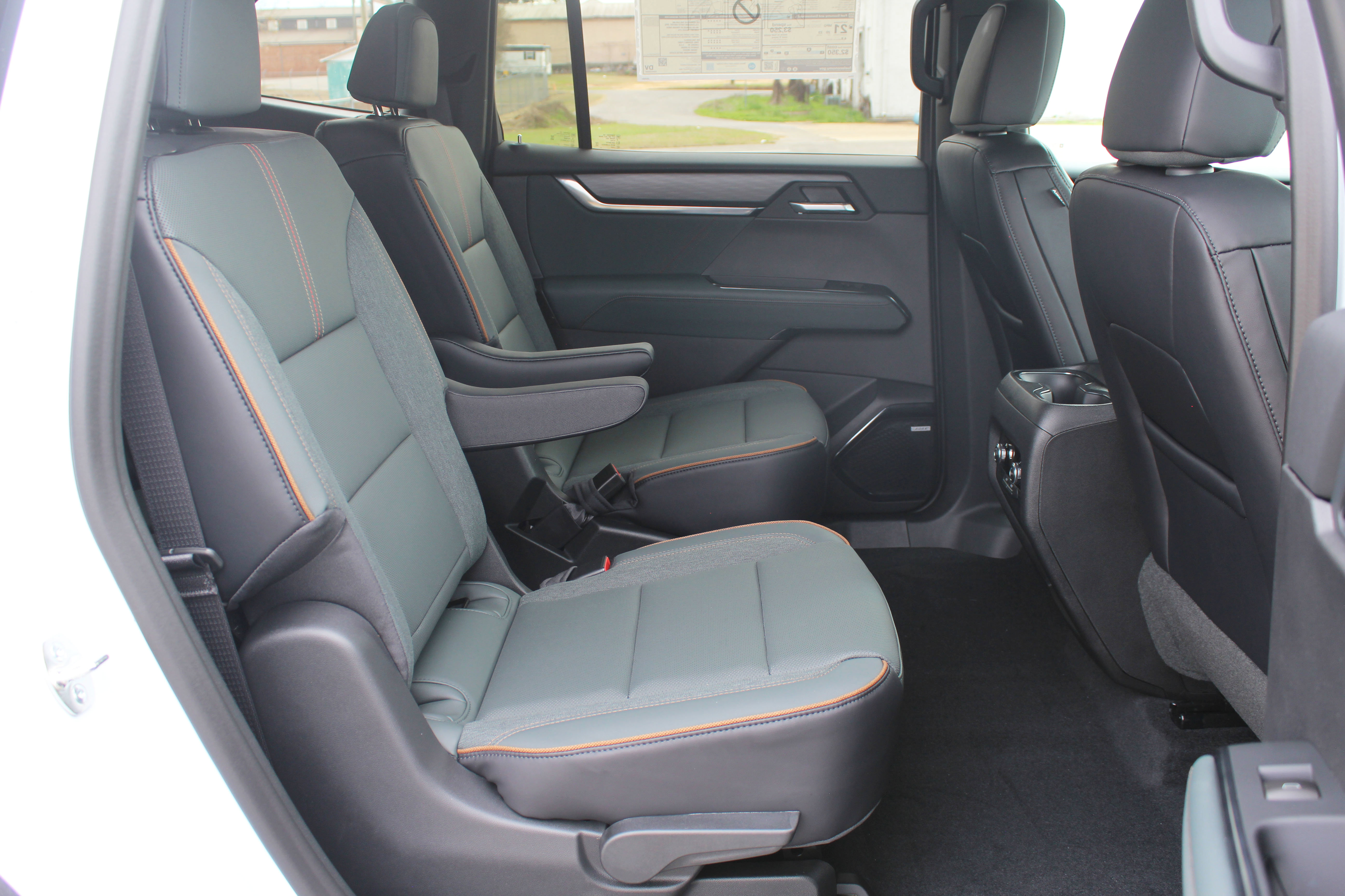 New 2026 GMC Acadia AT4 image 43