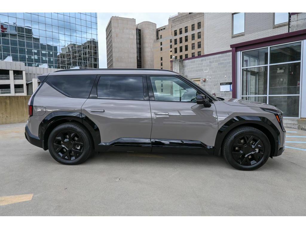 New 2026 Kia EV9 Land w/ Nightfall Edition Package image 8