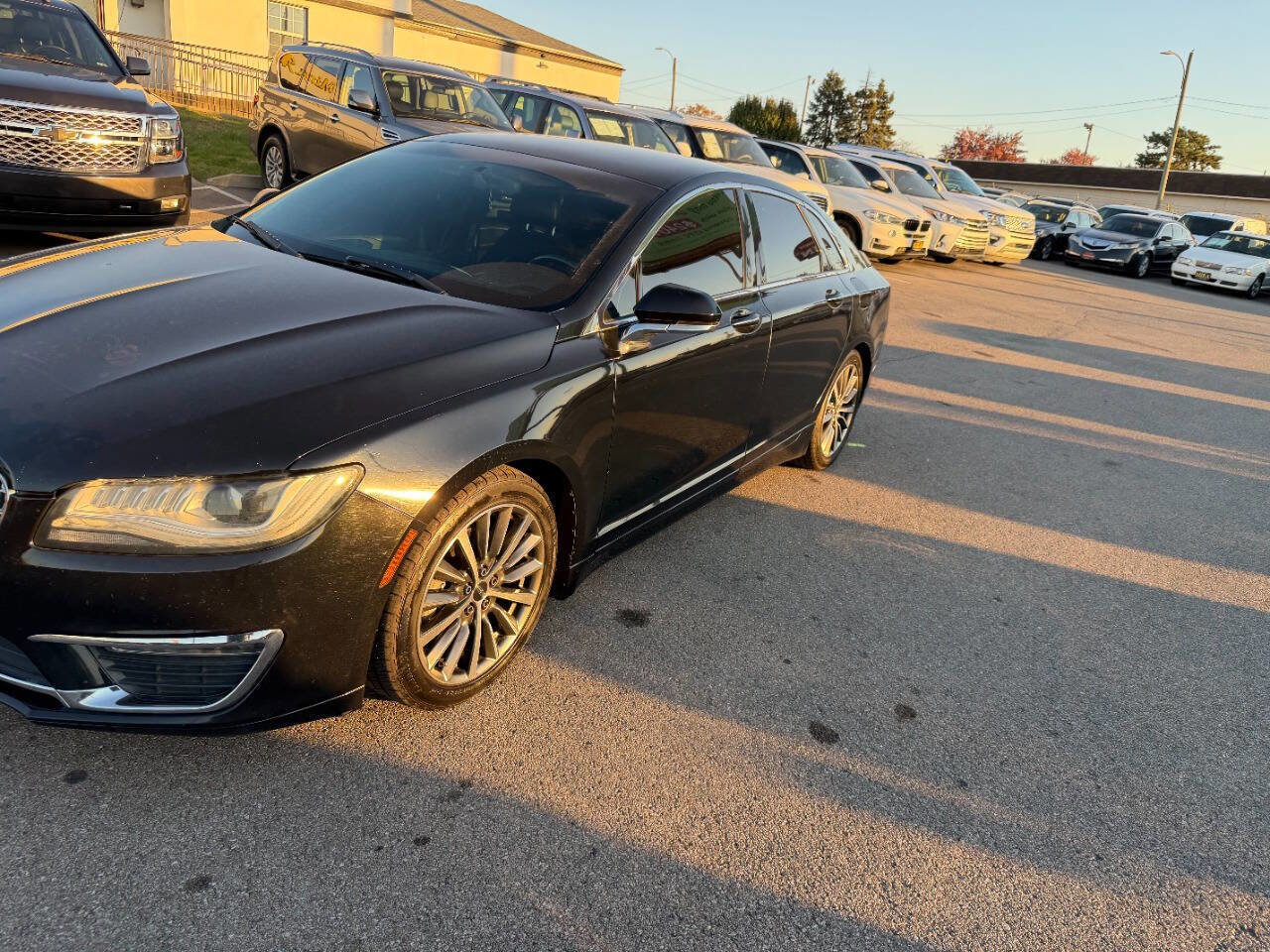 Used 2017 Lincoln MKZ Premiere image 29