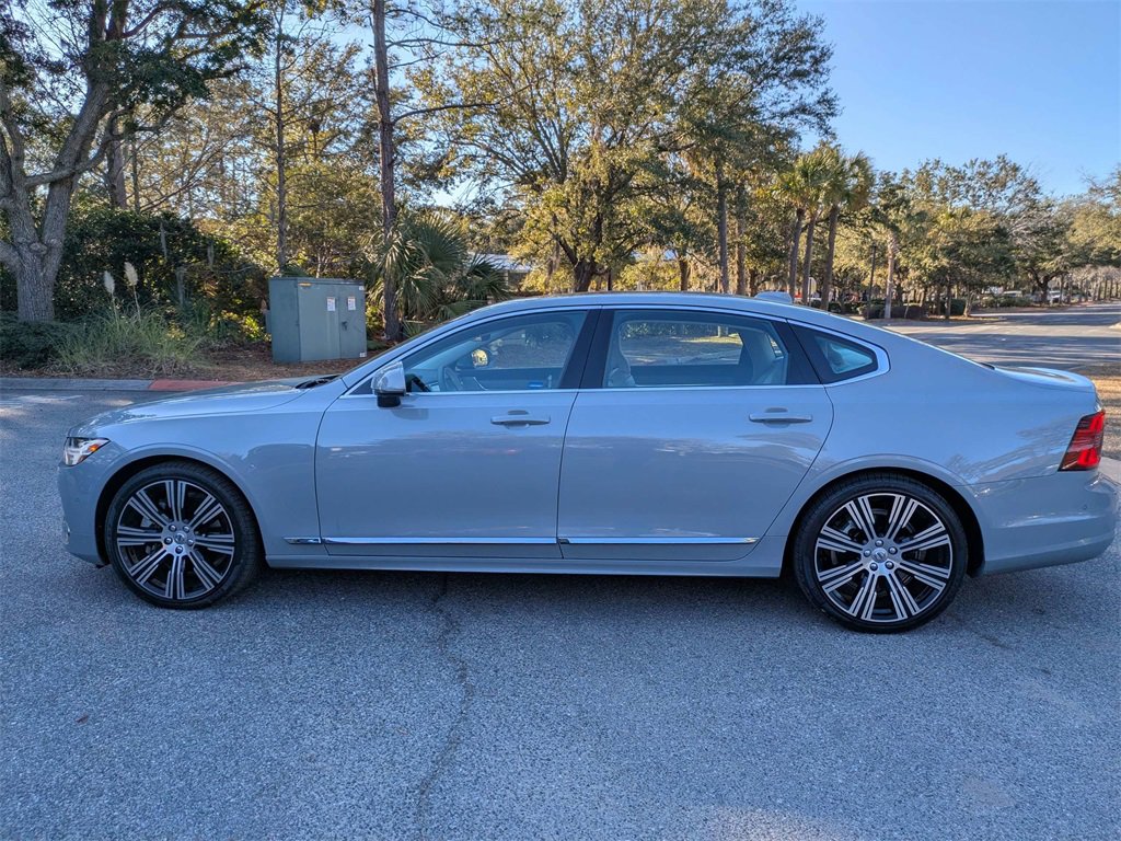 Used 2025 Volvo S90 B6 Plus image 7