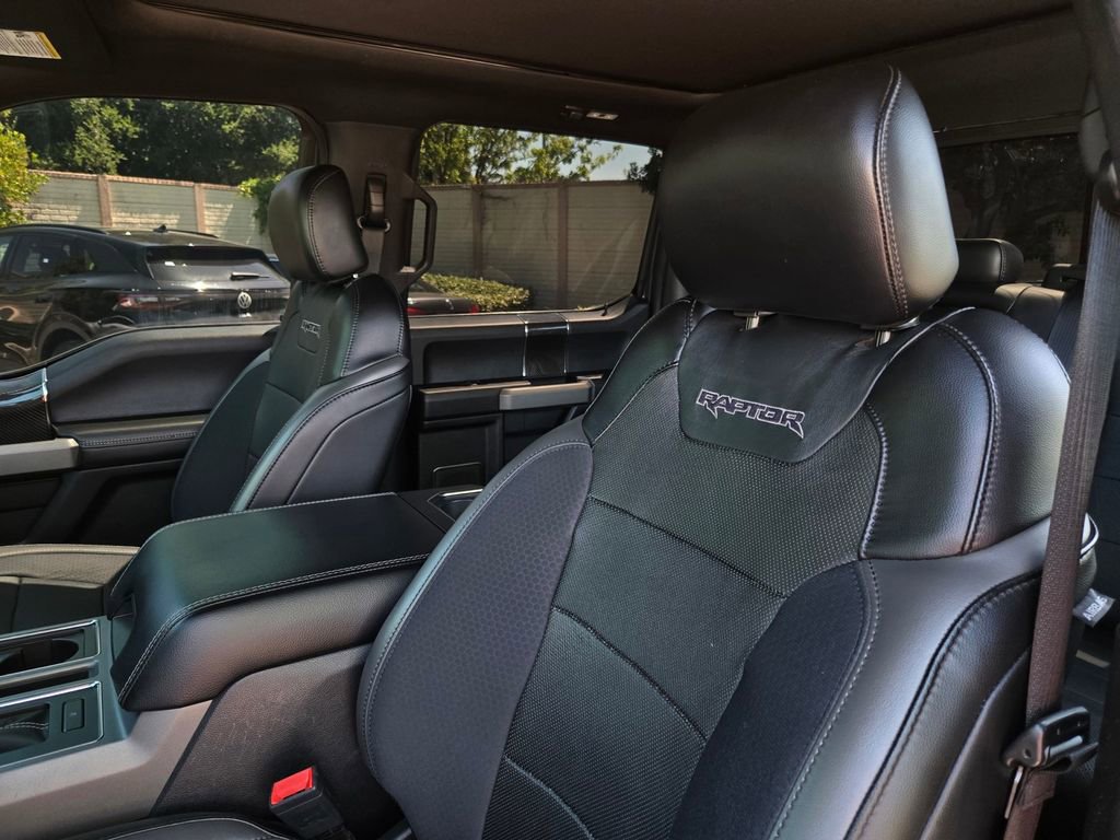 Used 2019 Ford F150 Raptor w/ Equipment Group 802A Luxury AWD/4WD image 23
