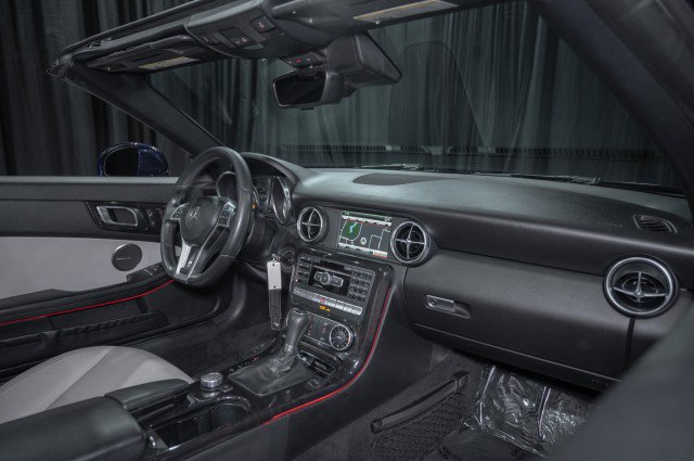 Certified 2015 Mercedes-Benz SLK 250 image 13