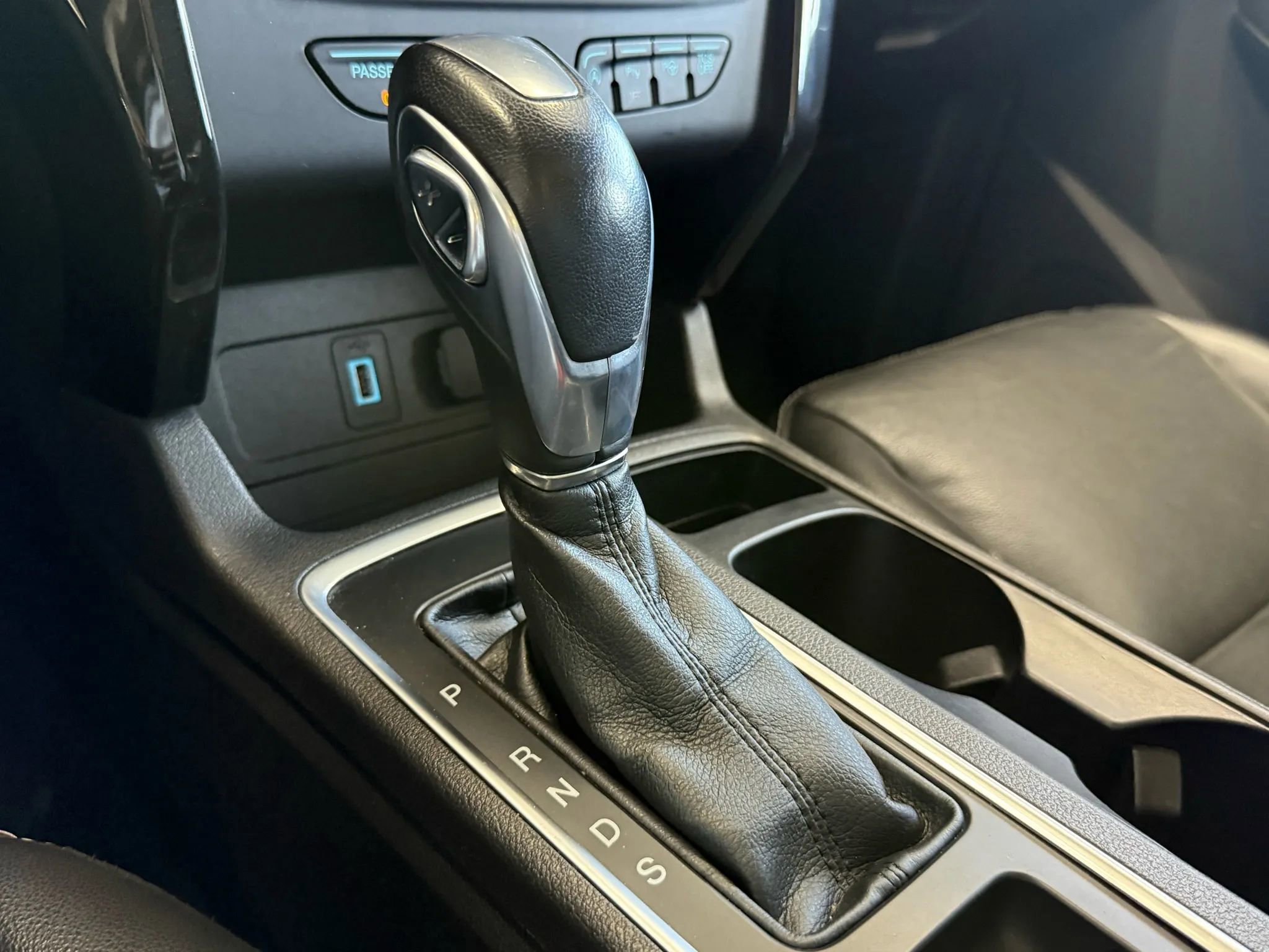 Used 2018 Ford Escape Titanium image 19