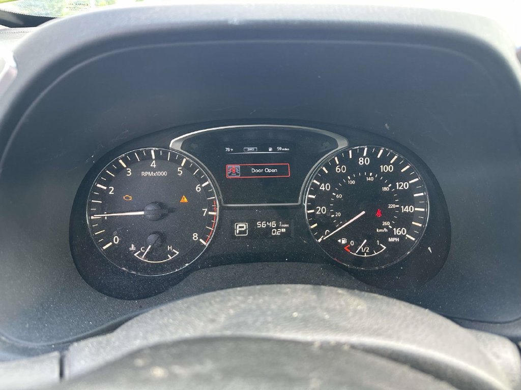 Used 2015 Nissan Pathfinder SV w/ Cargo Package FWD image 28