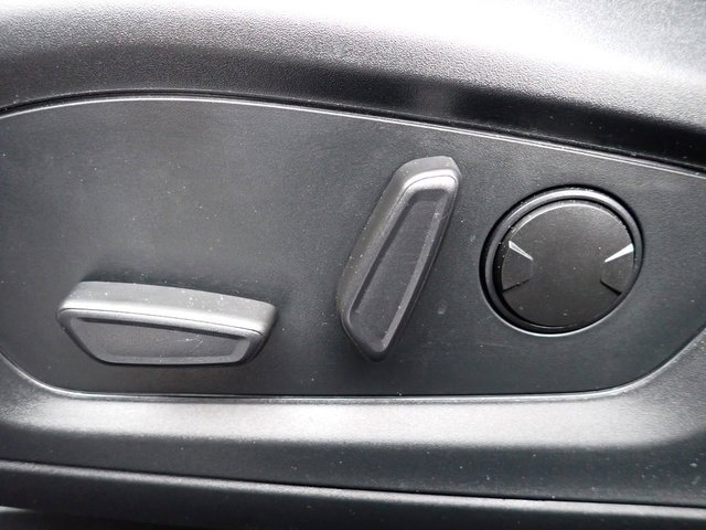 Certified 2024 Ford Explorer XLT w/ Equipment Group 202A image 24