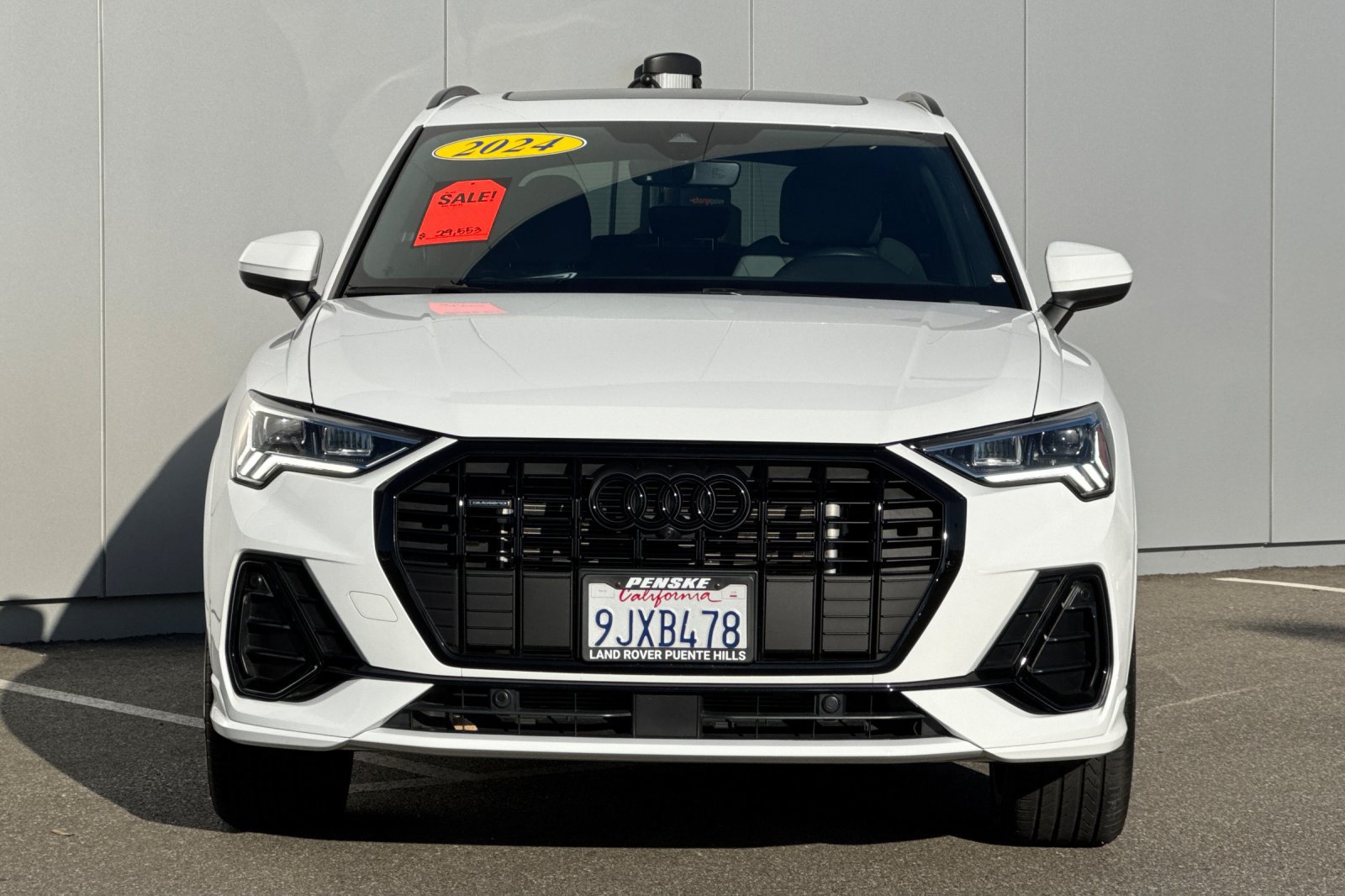 Used 2024 Audi Q3 2.0T Premium Plus w/ Premium Plus Package AWD/4WD image 8