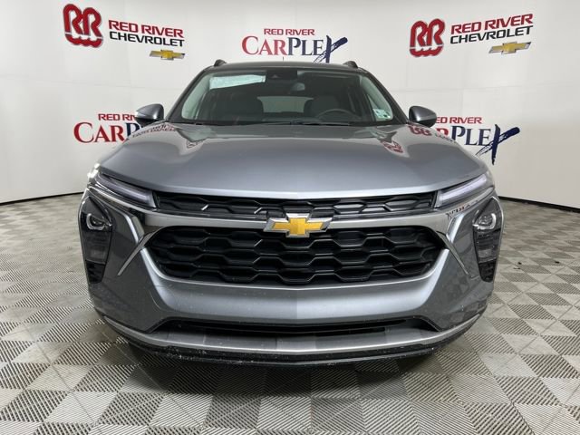 New 2026 Chevrolet Trax LT w/ Driver Confidence Package image 2