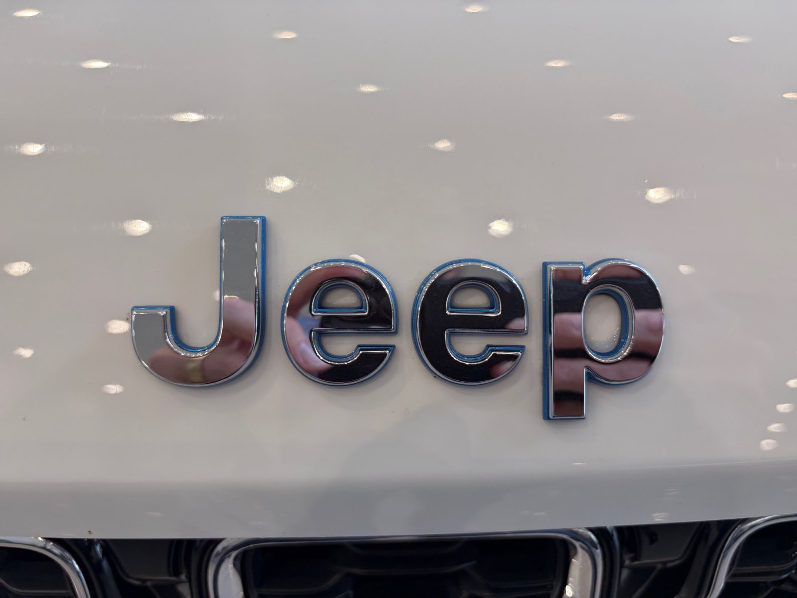 Used 2024 Jeep Grand Cherokee Limited 4xe AWD/4WD image 23