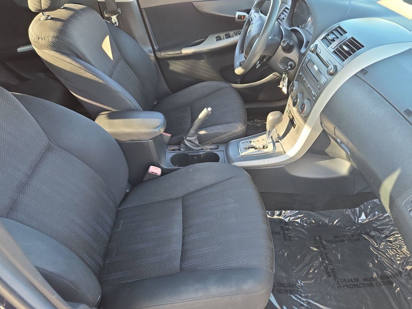 Used 2011 Toyota Corolla LE image 29