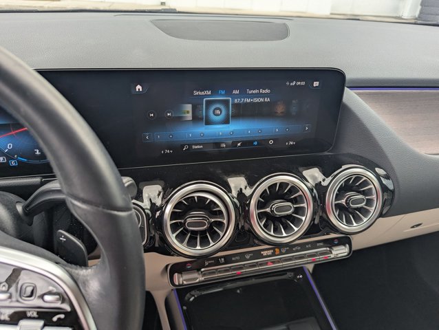 Used 2023 Mercedes-Benz GLA 250 4MATIC image 7