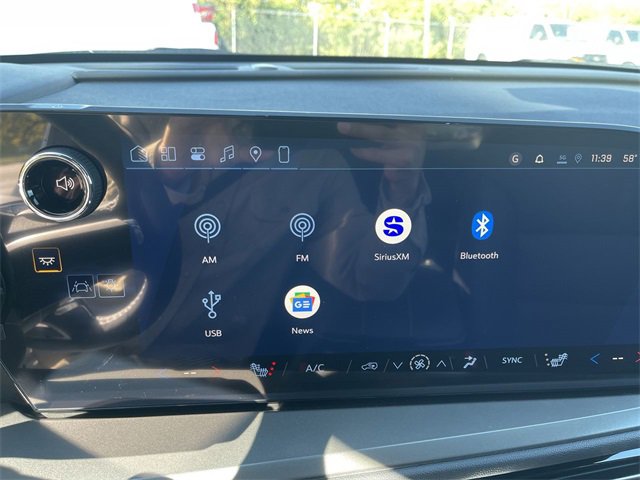 New 2026 Chevrolet Traverse LT w/ Driver Confidence Package image 16