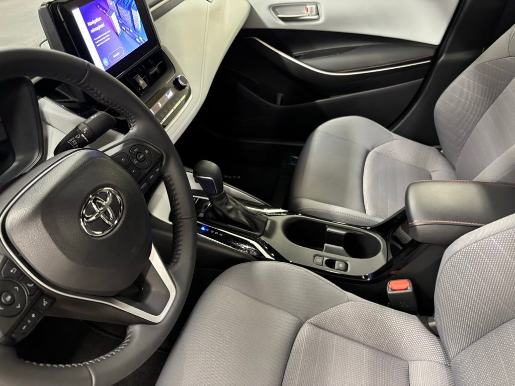 Used 2024 Toyota Corolla SE FWD image 18