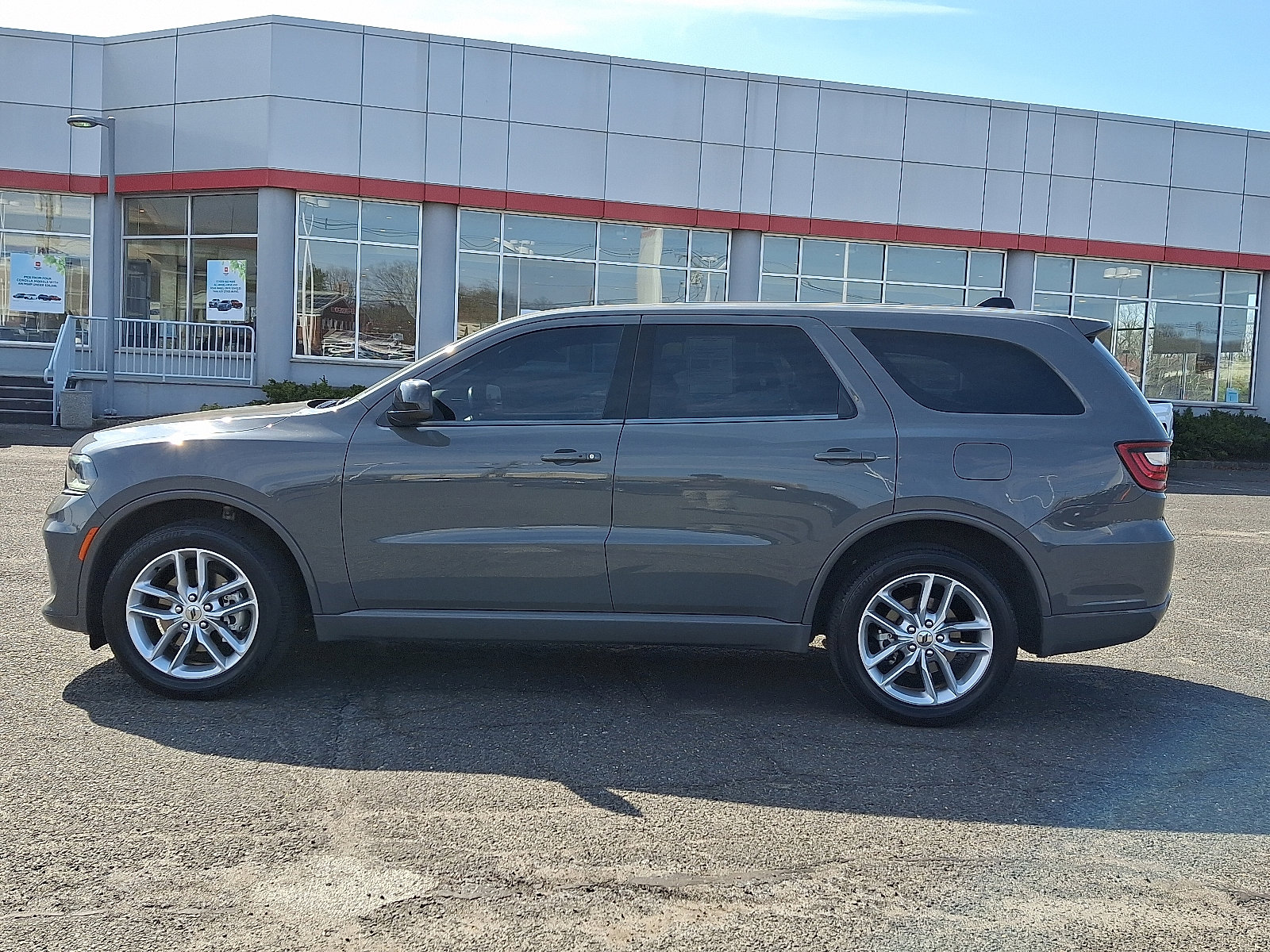 Certified 2023 Dodge Durango GT image 4