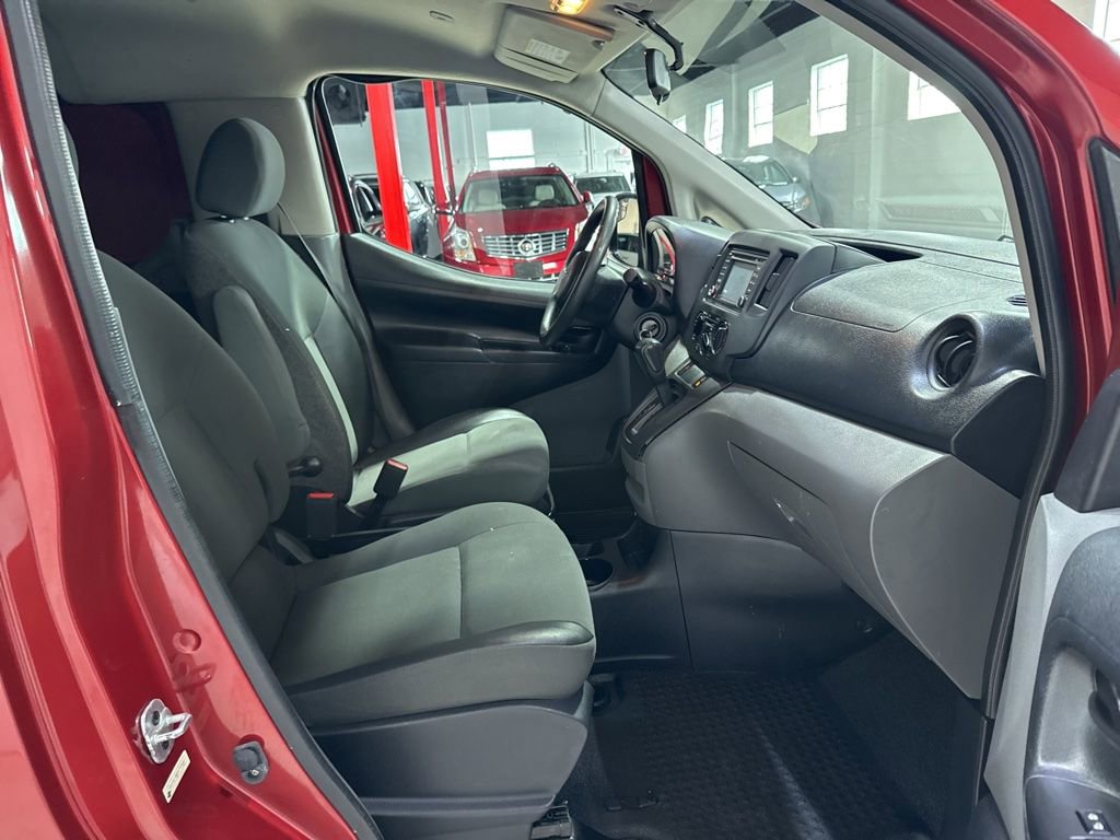 Used 2015 Chevrolet City Express LT w/ Technology Package FWD image 32