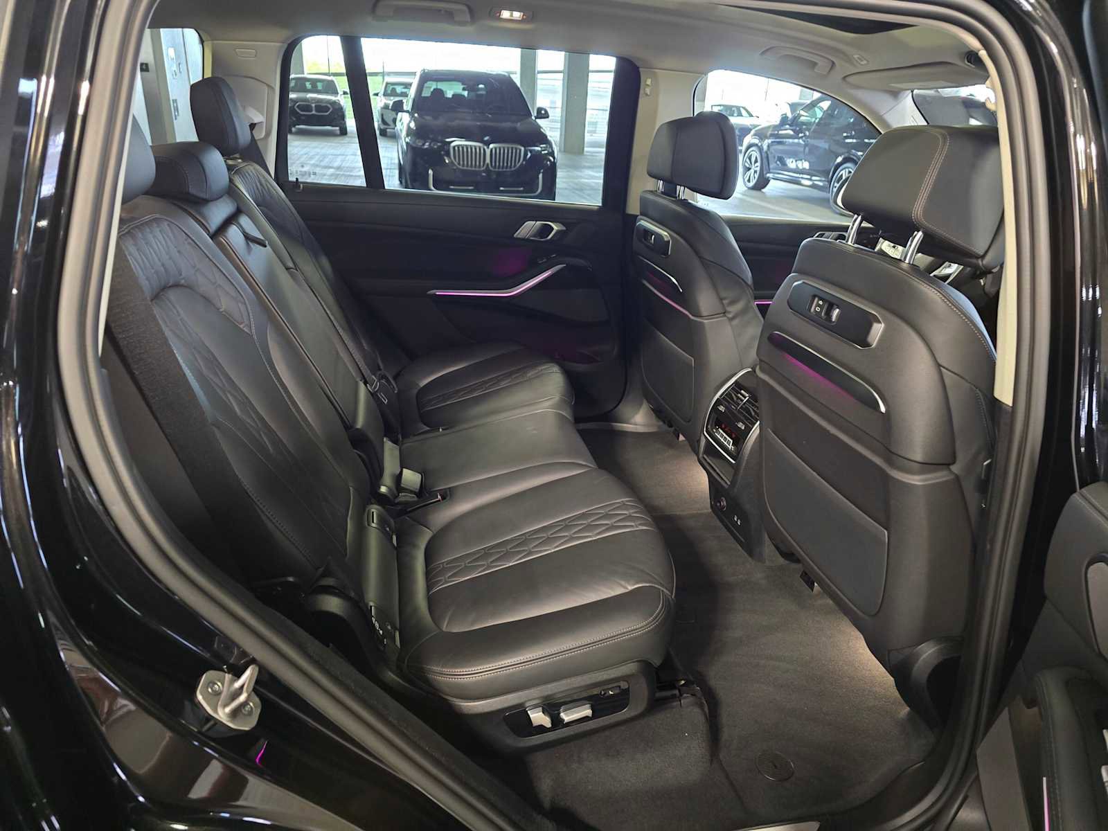 Used 2023 BMW X7 xDrive40i image 27