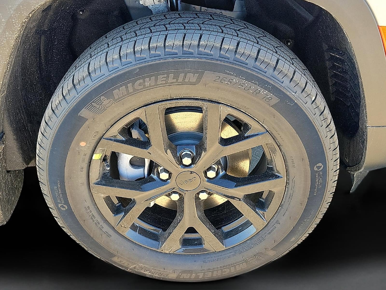 New 2026 Jeep Grand Cherokee Altitude AWD/4WD image 7