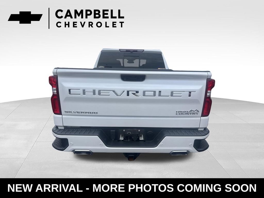 Used 2022 Chevrolet Silverado 1500 High Country w/ High Country Premium Package AWD/4WD image 4