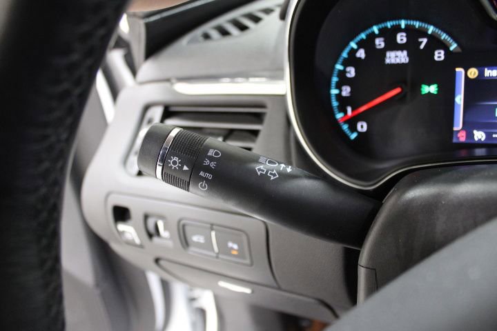 Used 2014 Chevrolet Impala LT w/ Convenience Package image 40