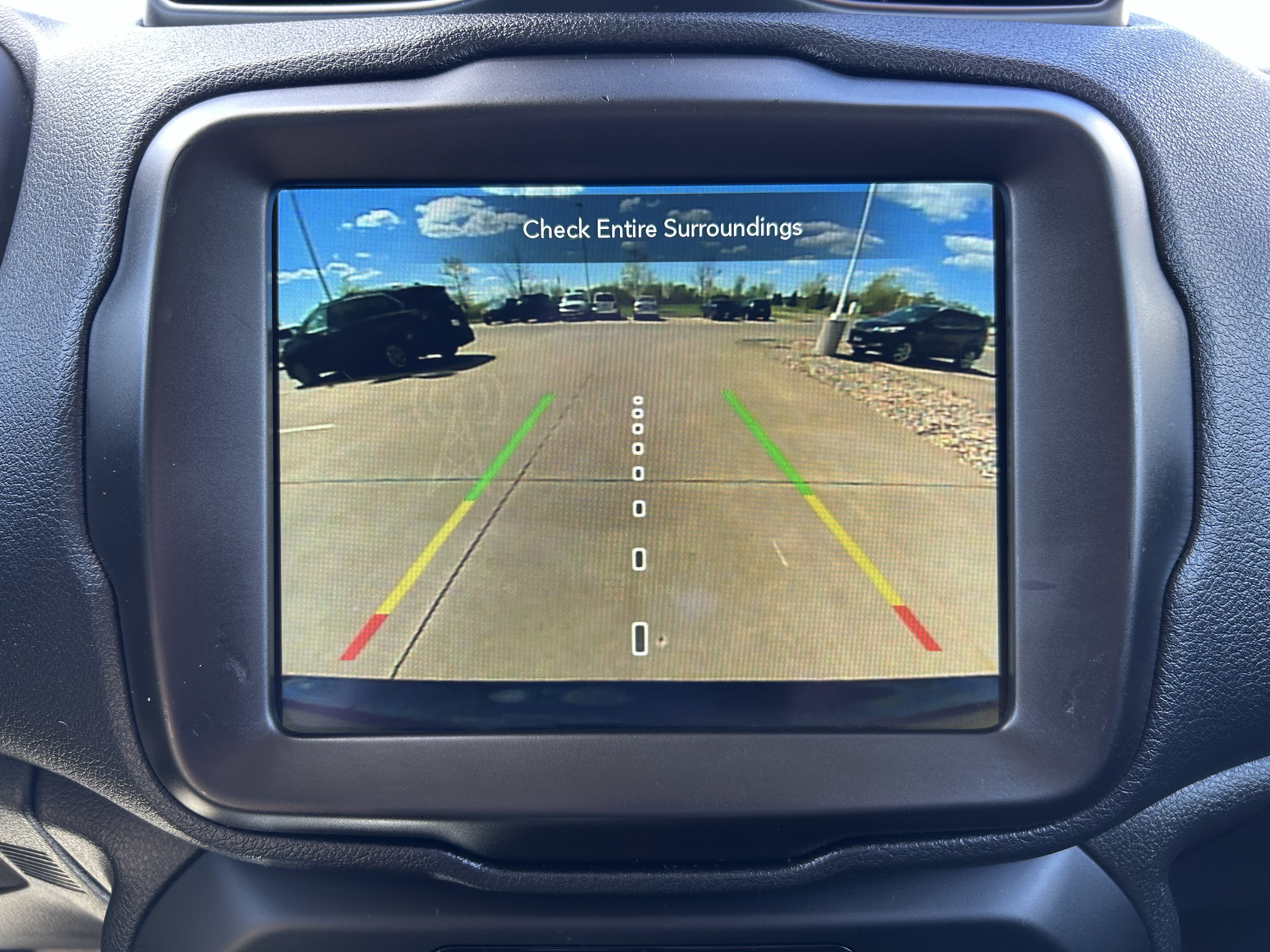 Used 2022 Jeep Renegade Latitude w/ Convenience Group AWD/4WD image 29