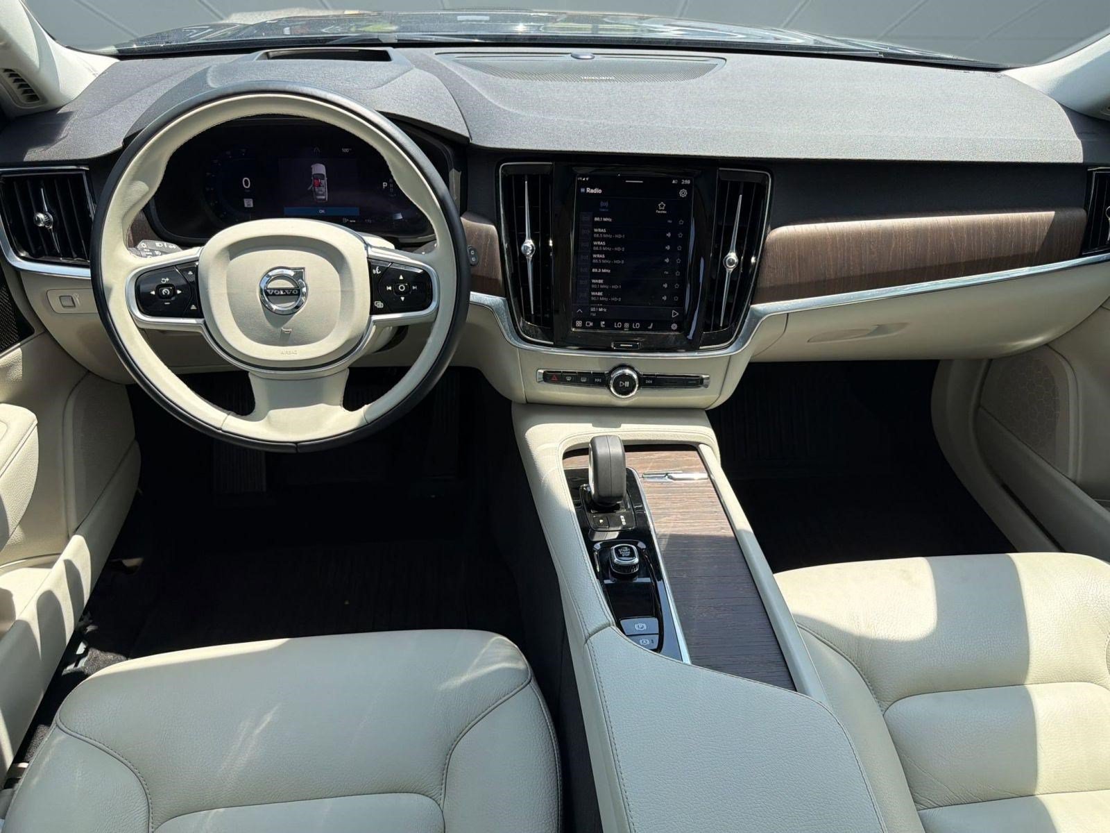 Certified 2022 Volvo V90 B6 Cross Country w/ Advanced Package AWD/4WD image 26