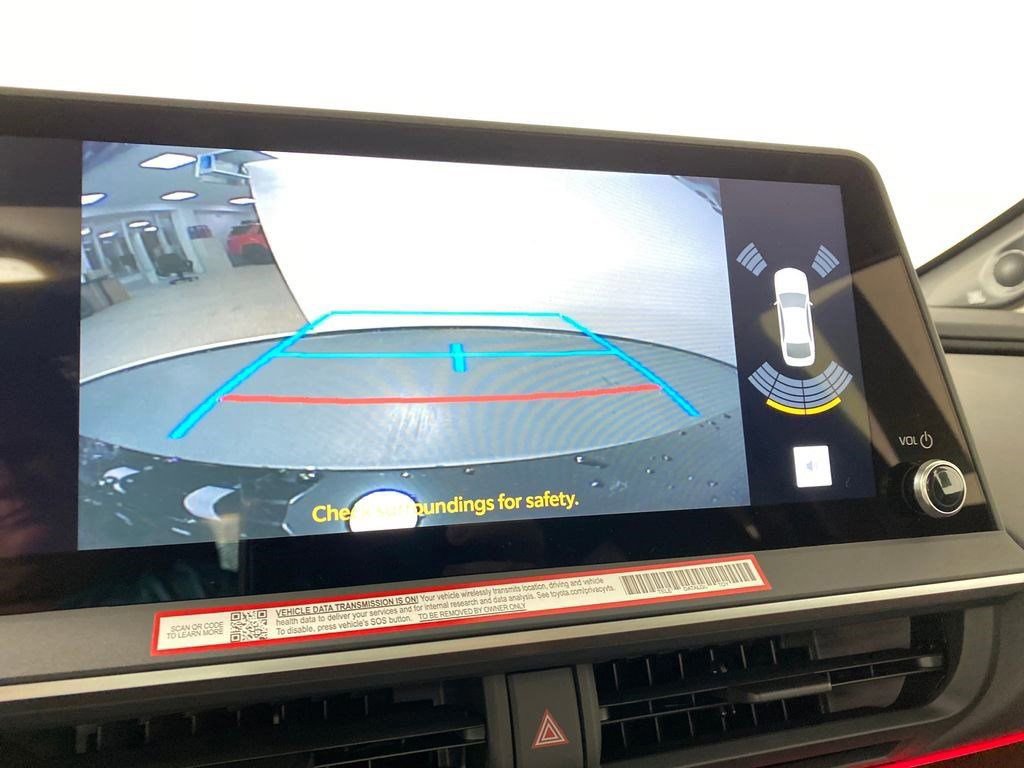 New 2026 Toyota Prius Plug-In Hybrid image 27