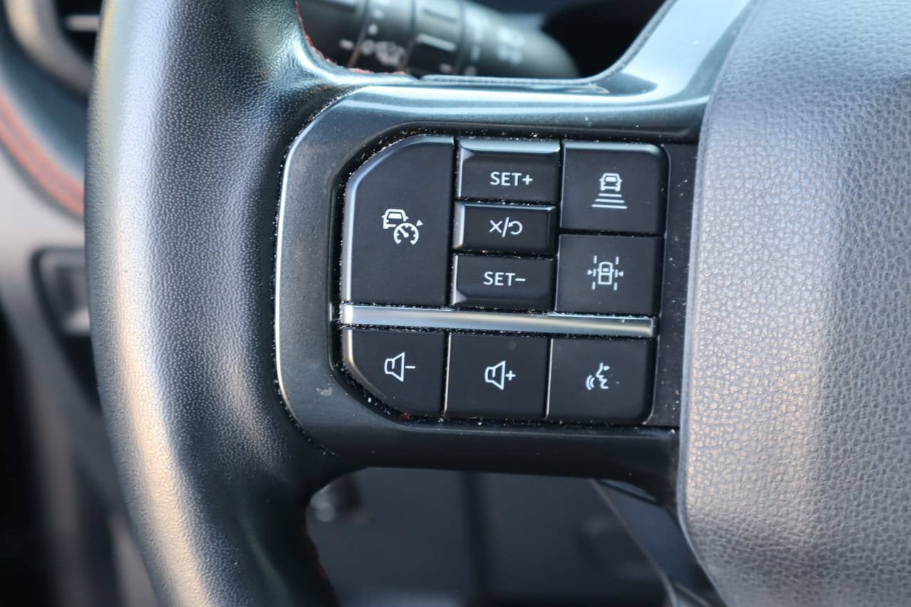 Used 2022 Ford Expedition Limited RWD image 14