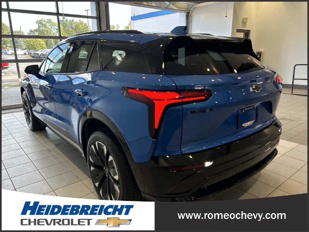 Used 2024 Chevrolet Blazer EV RS AWD/4WD image 5
