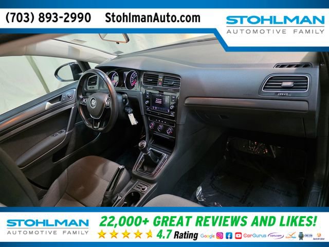 Used 2018 Volkswagen Golf S image 32